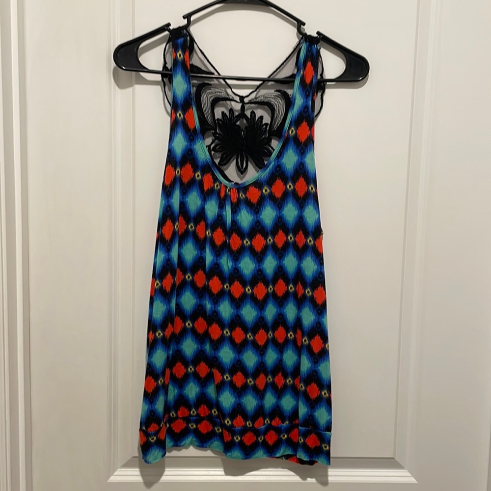 Colorful Sleeveless Top with Lace